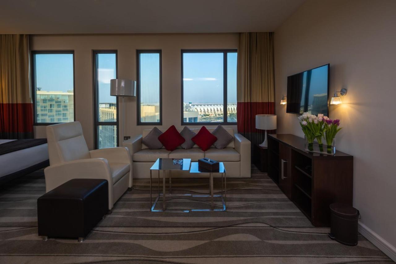 Staybridge Suites Yas Island Abu Dhabi, An Ihg Hotel Eksteriør bilde