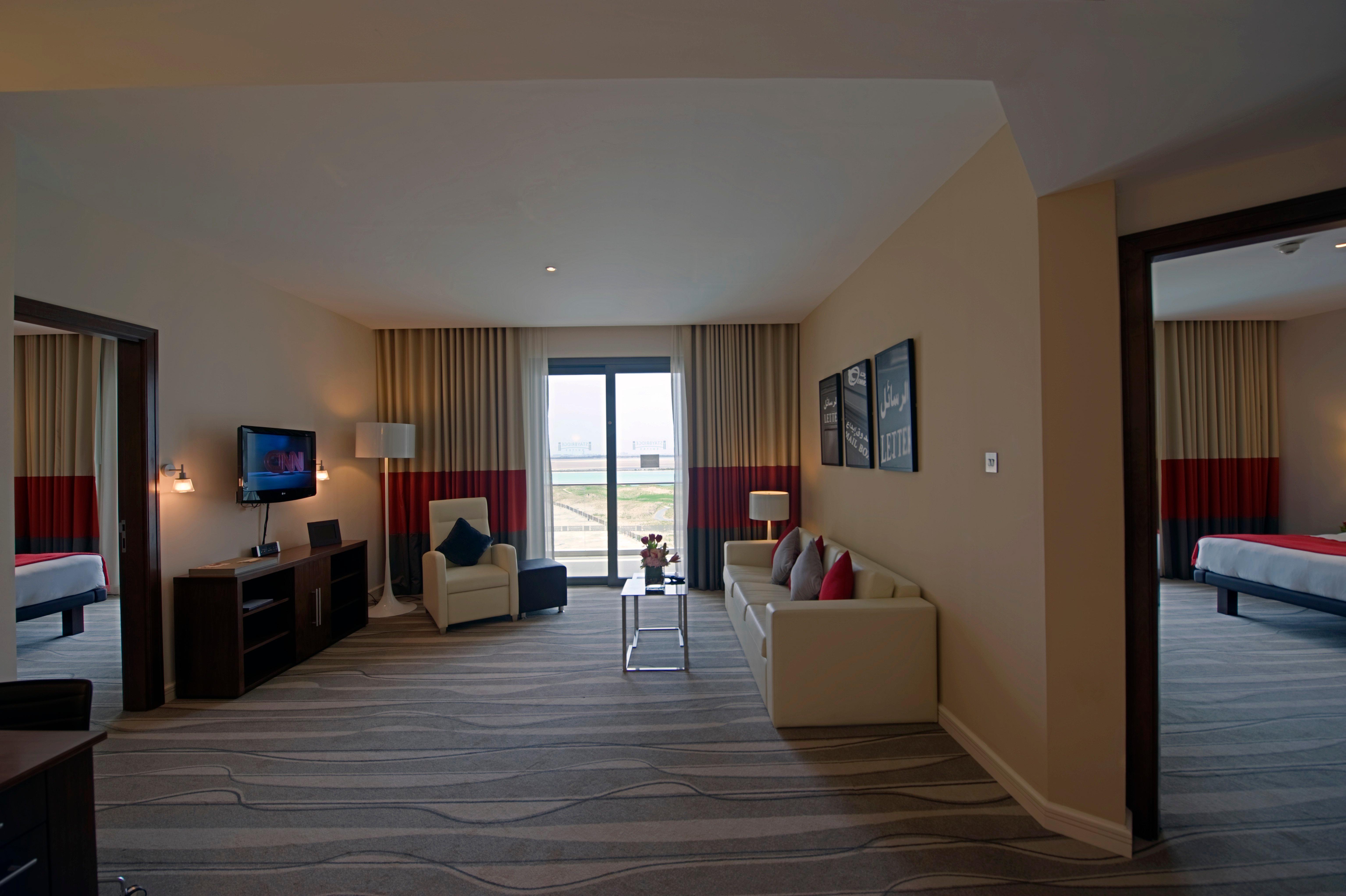 Staybridge Suites Yas Island Abu Dhabi, An Ihg Hotel Eksteriør bilde